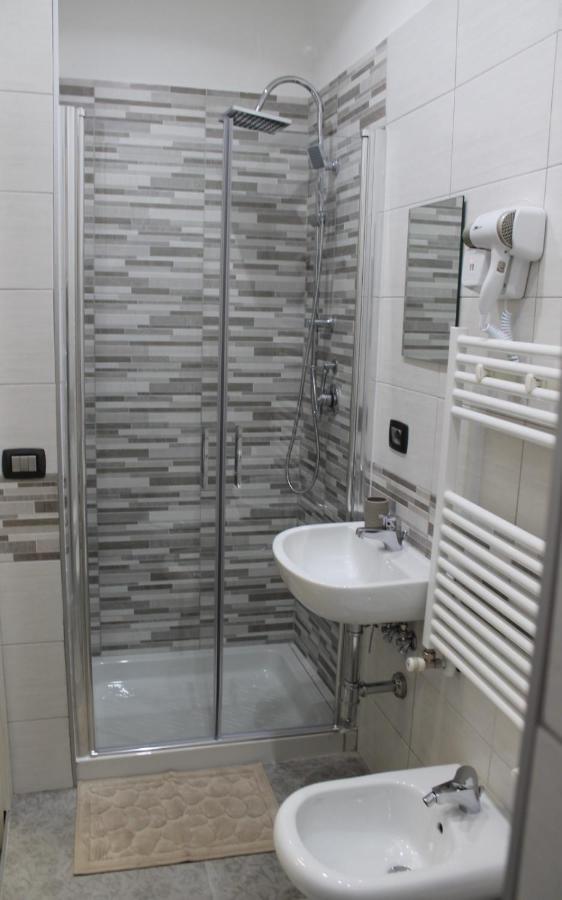 Riccia, Frolla E Babba Appartement Napels Kamer foto